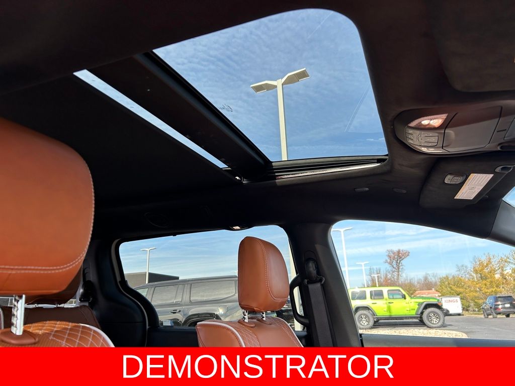 2026 Chrysler Pacifica Pinnacle - Photo 27