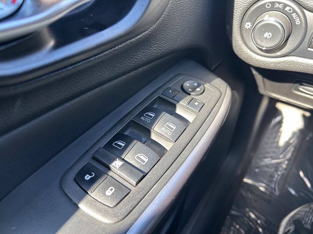 2022 Jeep Cherokee Limited - Photo 22