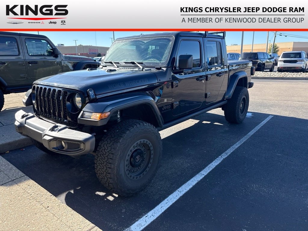 Used 2021 Jeep Gladiator Sport Truck Crew Cab