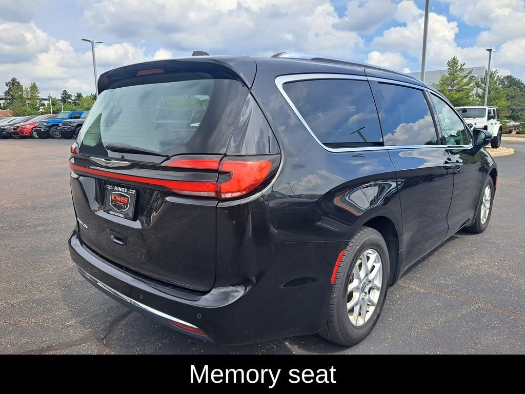 Used 2021 Chrysler Pacifica Touring L Van Passenger Van