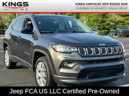 Featured 2022 Jeep Compass Latitude Lux SUV for sale in Cincinnati, OH