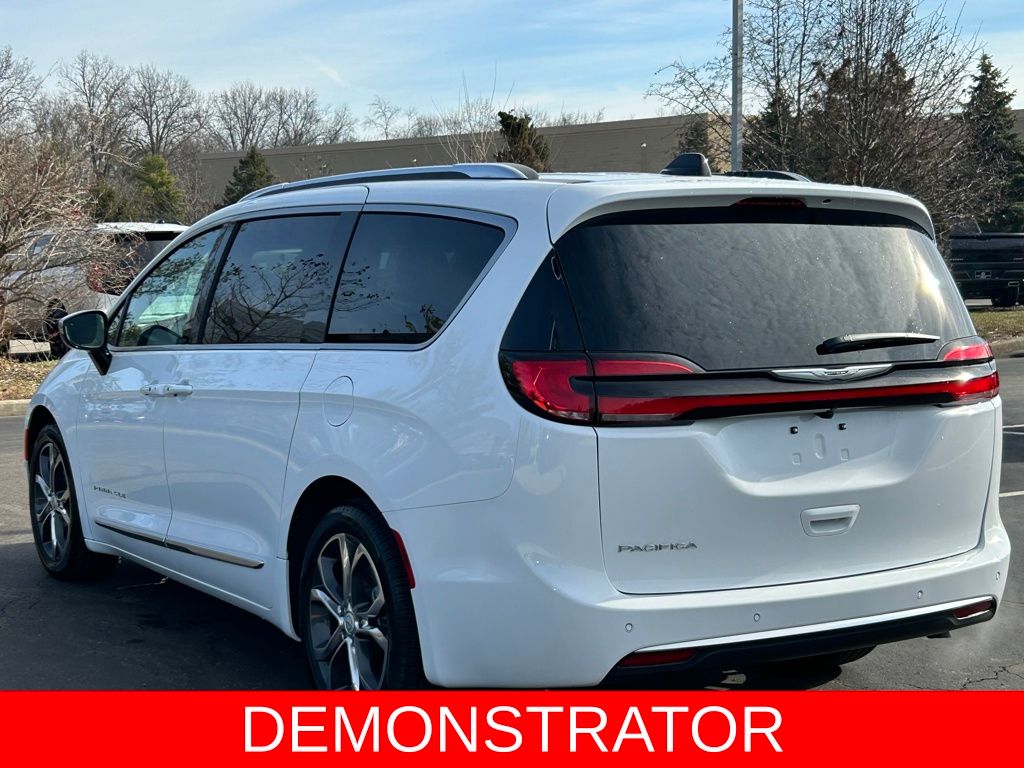 2026 Chrysler Pacifica Pinnacle - Photo 5