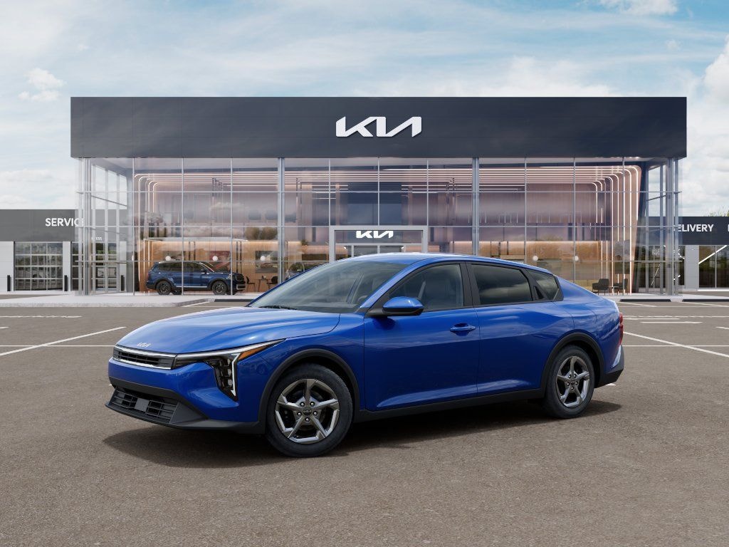New 2026 Kia K4 LXS Sedan