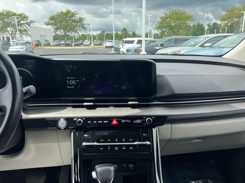 2023 Kia Carnival SX - Photo 14