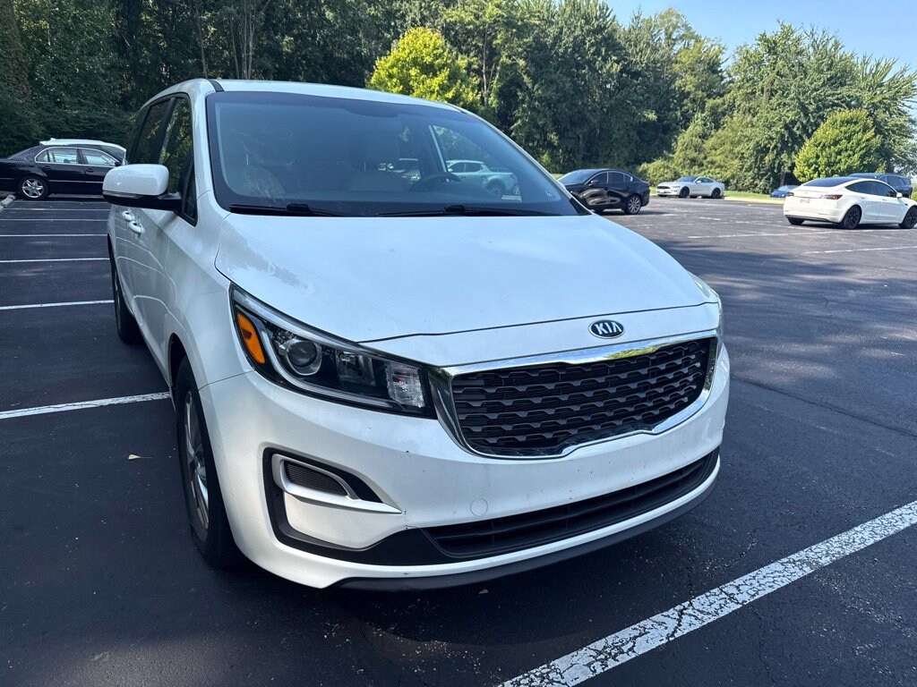Used 2019 Kia Sedona LX Minivan/Van