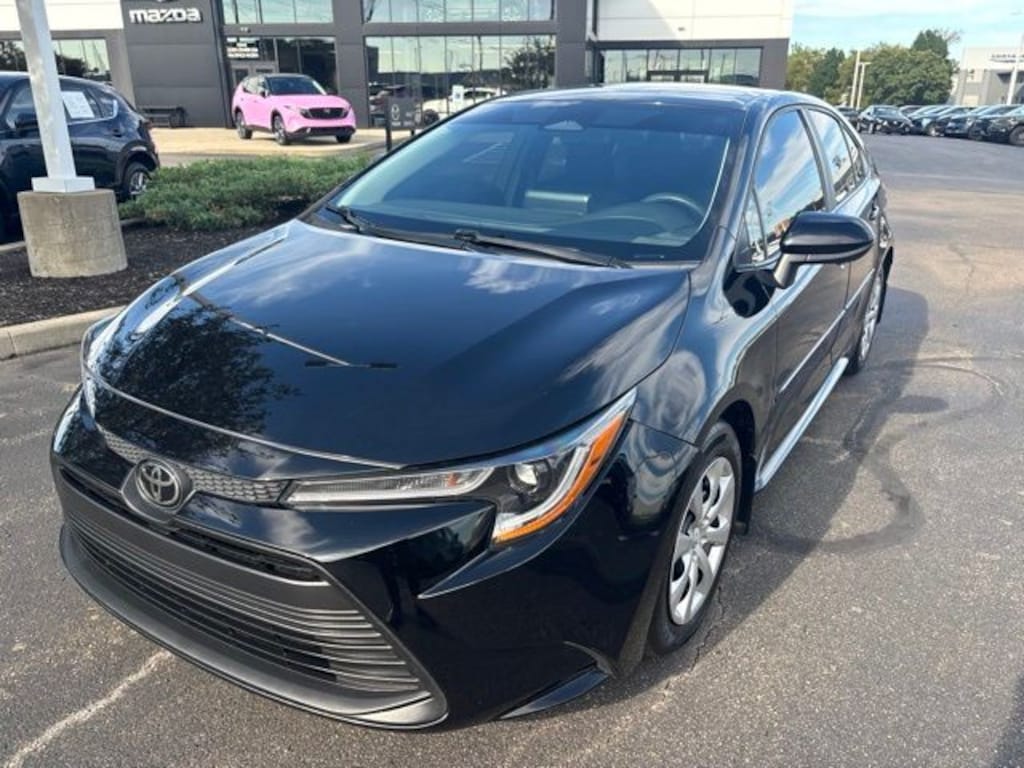 Used 2023 Toyota Corolla LE Sedan
