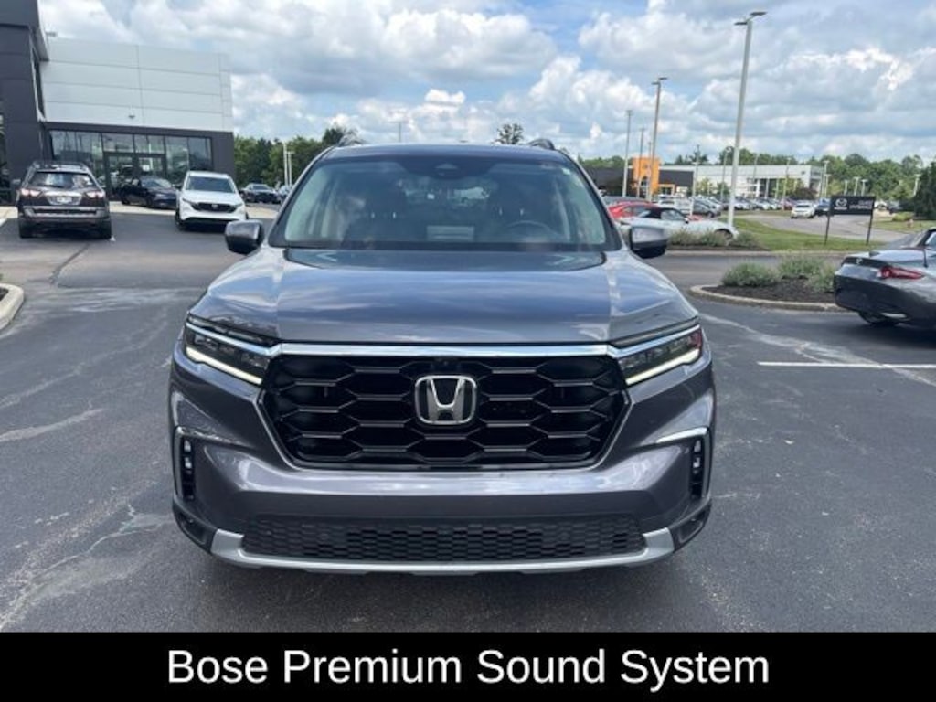 Used 2025 Honda Pilot Elite SUV