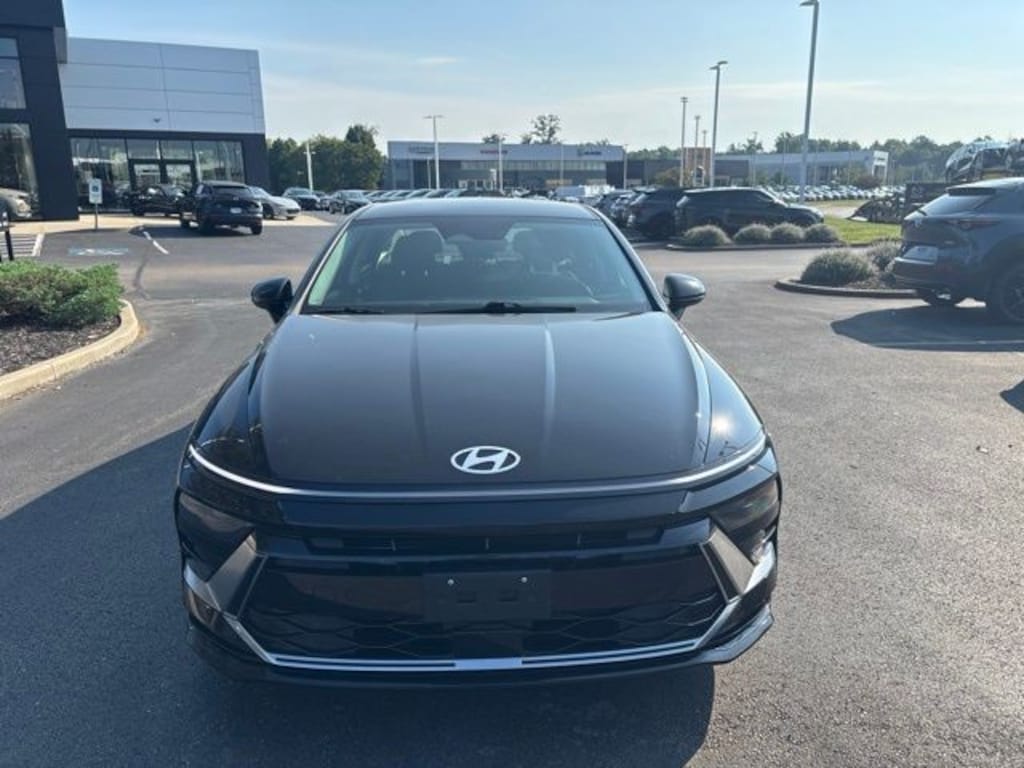 Used 2024 Hyundai Sonata SEL Sedan