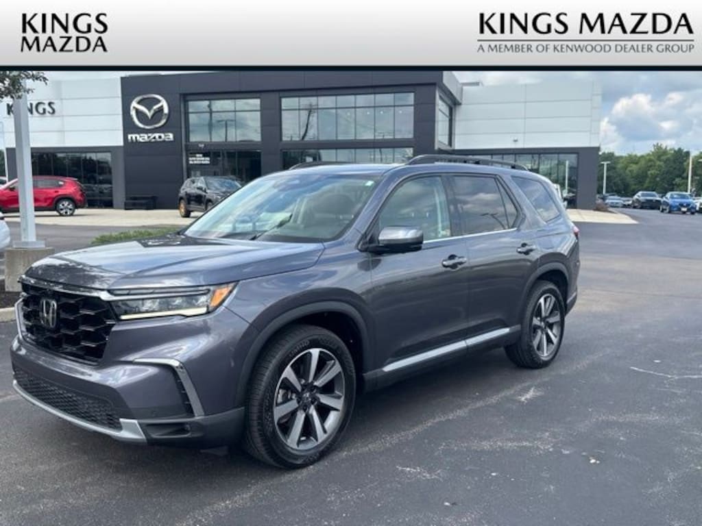 Used 2025 Honda Pilot Elite SUV