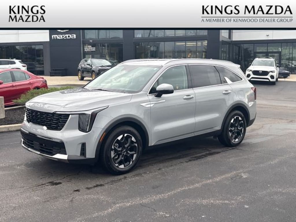 Used 2024 Kia Sorento S SUV
