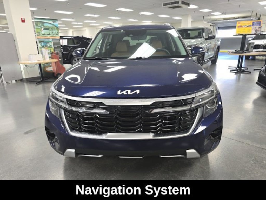 Used 2024 Kia Seltos EX SUV