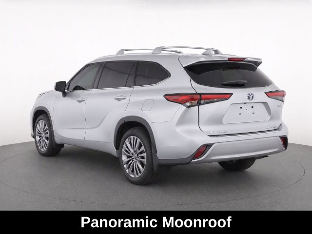 Used 2023 Toyota Highlander Hybrid Platinum SUV