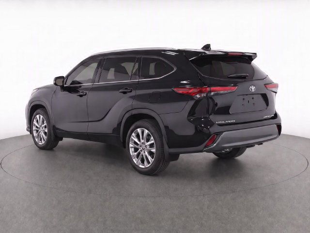 Used 2024 Toyota Highlander Limited SUV