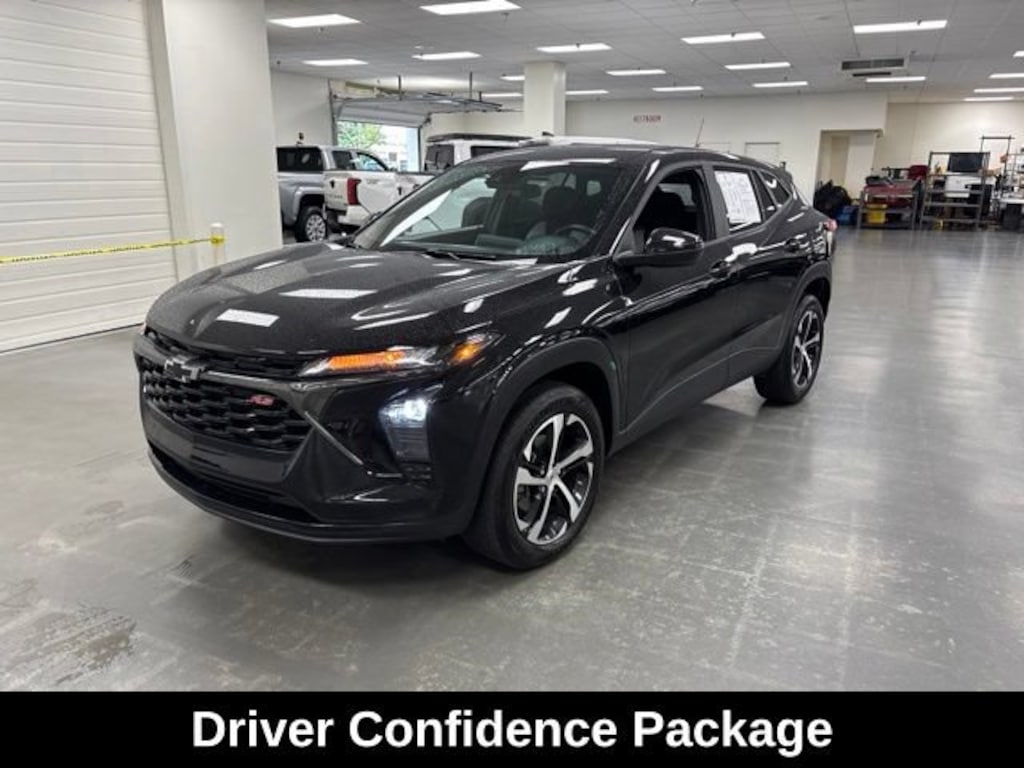 Used 2024 Chevrolet Trax 1RS SUV