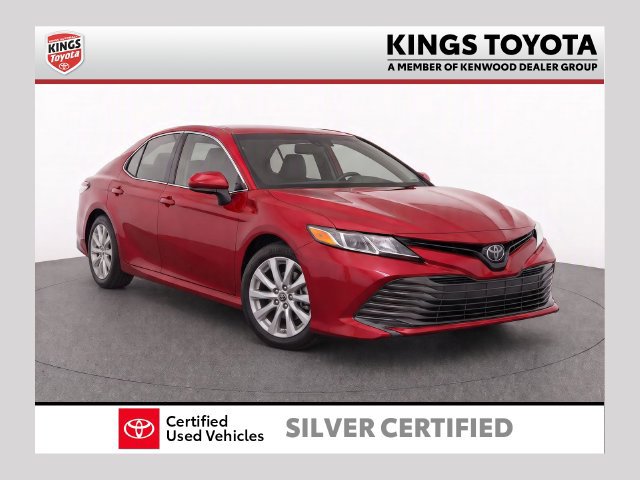 2018 Toyota Camry LE FWD photo