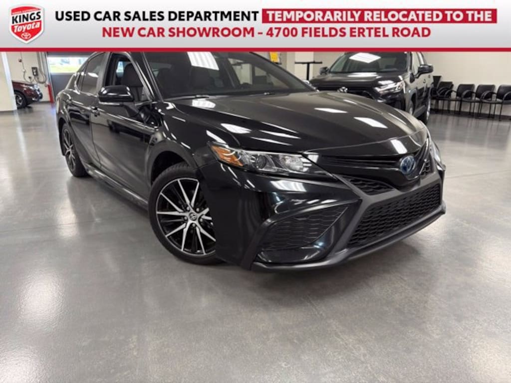 Used 2024 Toyota Camry Hybrid SE Sedan