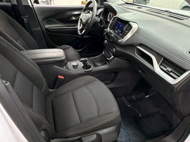 2024 GMC Terrain SLE - Photo 9