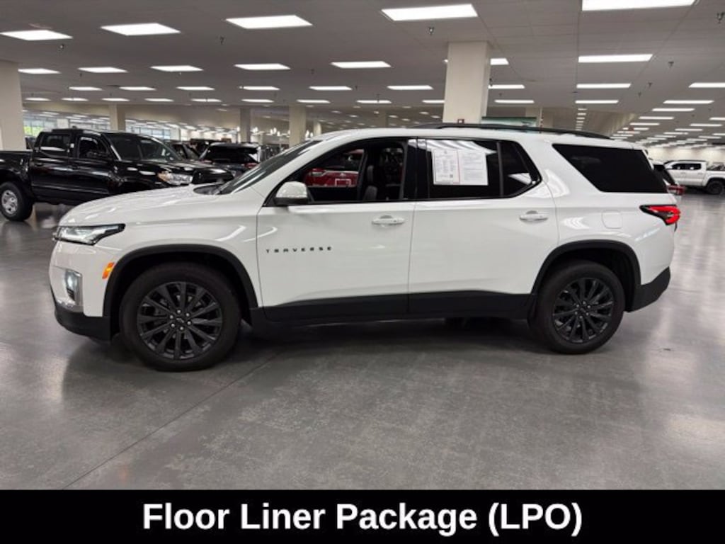 Used 2023 Chevrolet Traverse RS SUV