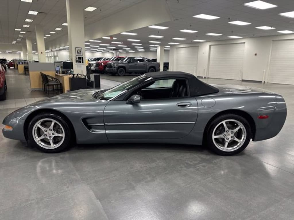 Used 2003 Chevrolet Corvette Base Convertible