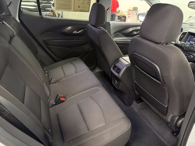 2024 GMC Terrain SLE - Photo 11