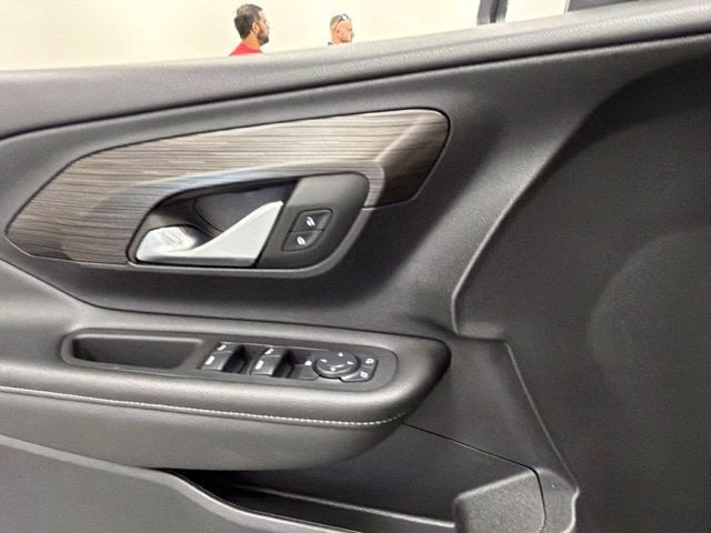 2024 GMC Terrain SLE - Photo 25
