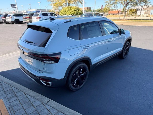 New 2027 Volkswagen Taos 1.5T SEL SUV