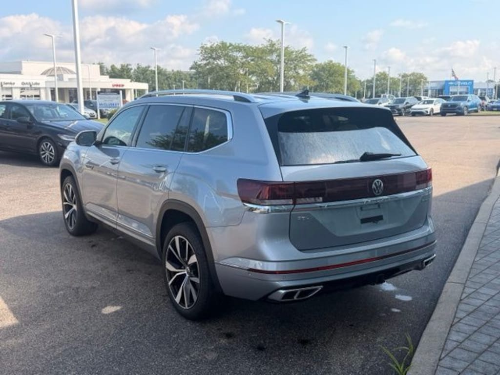 Certified 2024 Volkswagen Atlas 2.0T SEL Premium R-Line SUV