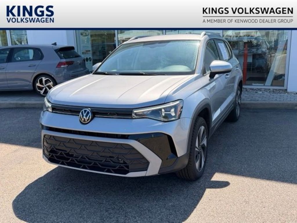 Certified 2025 Volkswagen Taos 1.5T SE SUV