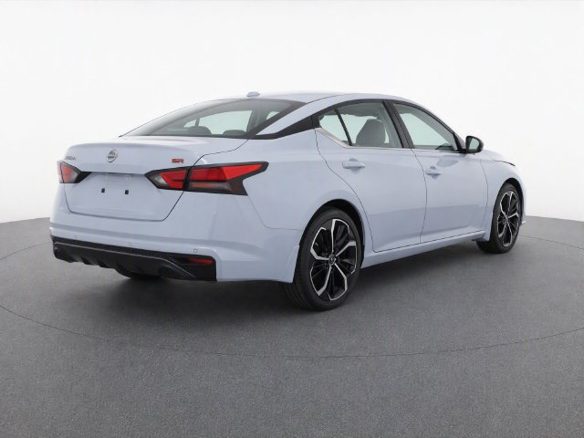 Used 2024 Nissan Altima 2.5 SR Sedan