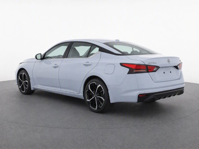 Used 2024 Nissan Altima 2.5 SR Sedan