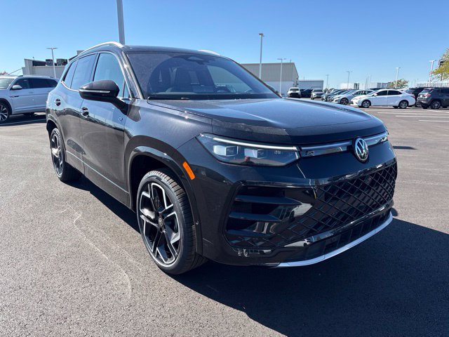 New 2026 Volkswagen Tiguan SEL R-Line Turbo SUV