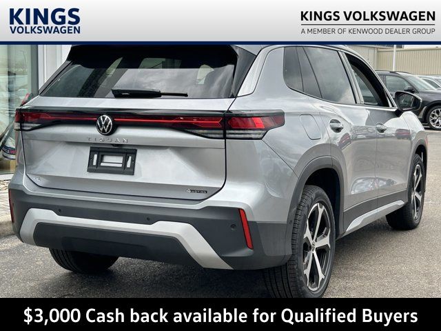 2026 Volkswagen Tiguan SE - Photo 12