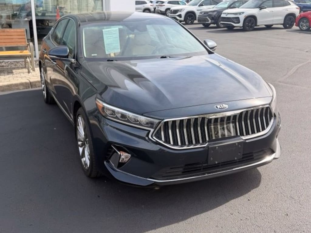 Used 2020 Kia Cadenza Limited Sedan