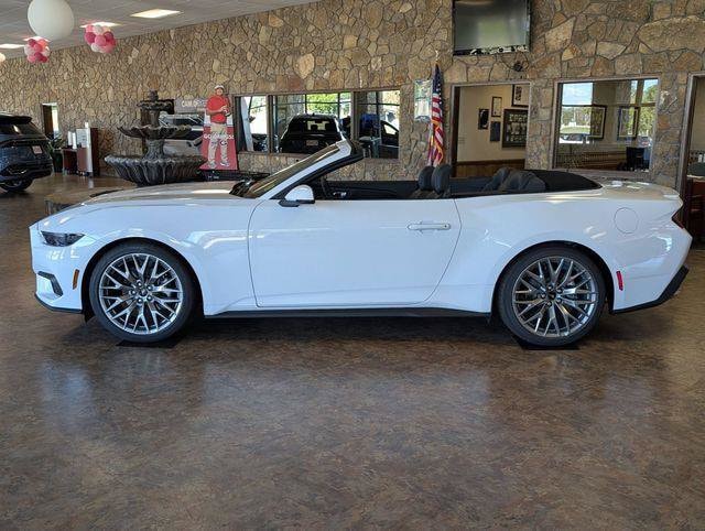 2025 Ford Mustang EcoBoost Premium Convertible - Photo 8