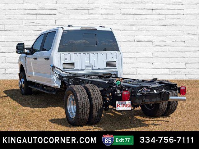 2026 Ford F-350 Super Duty Chassis Cab XL - Photo 7