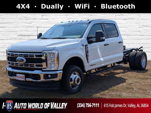 2026 Ford F-350 Super Duty Chassis Cab