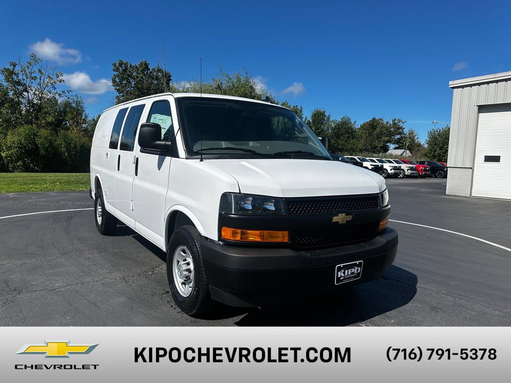 2025 Chevrolet Express Cargo