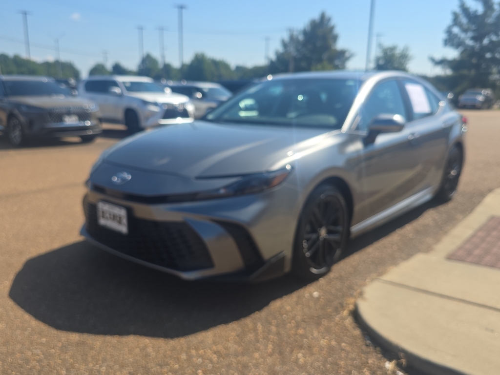 Used 2025 Toyota Camry Hybrid SE Sedan