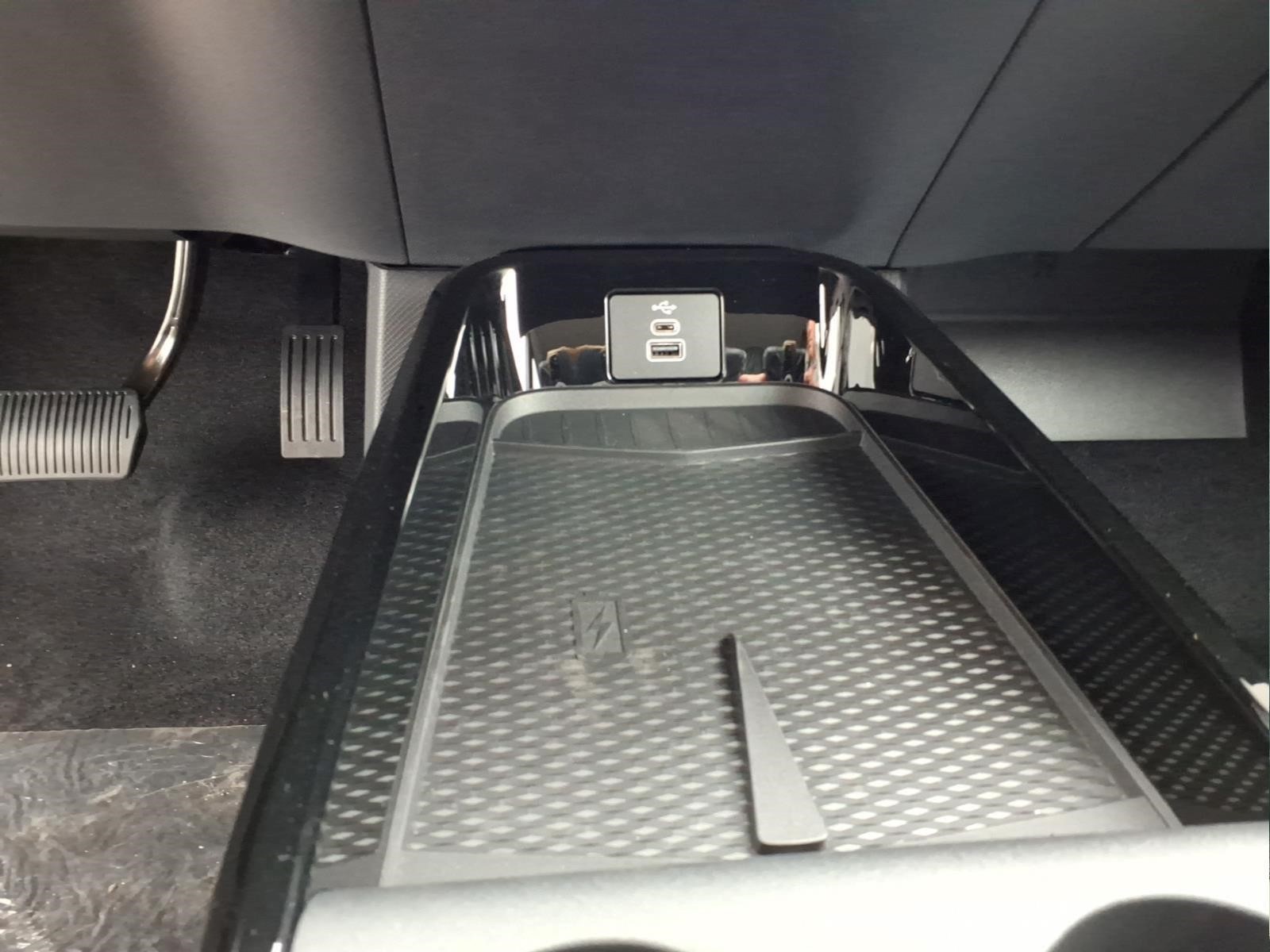 2026 Ford Mustang Mach-E Premium - Photo 21
