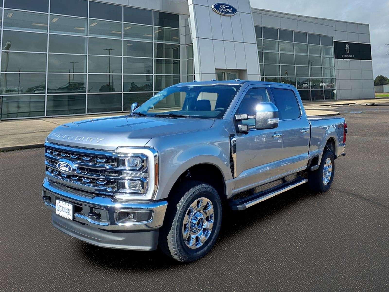 New 2027 Ford F-250 Lariat Crew Cab