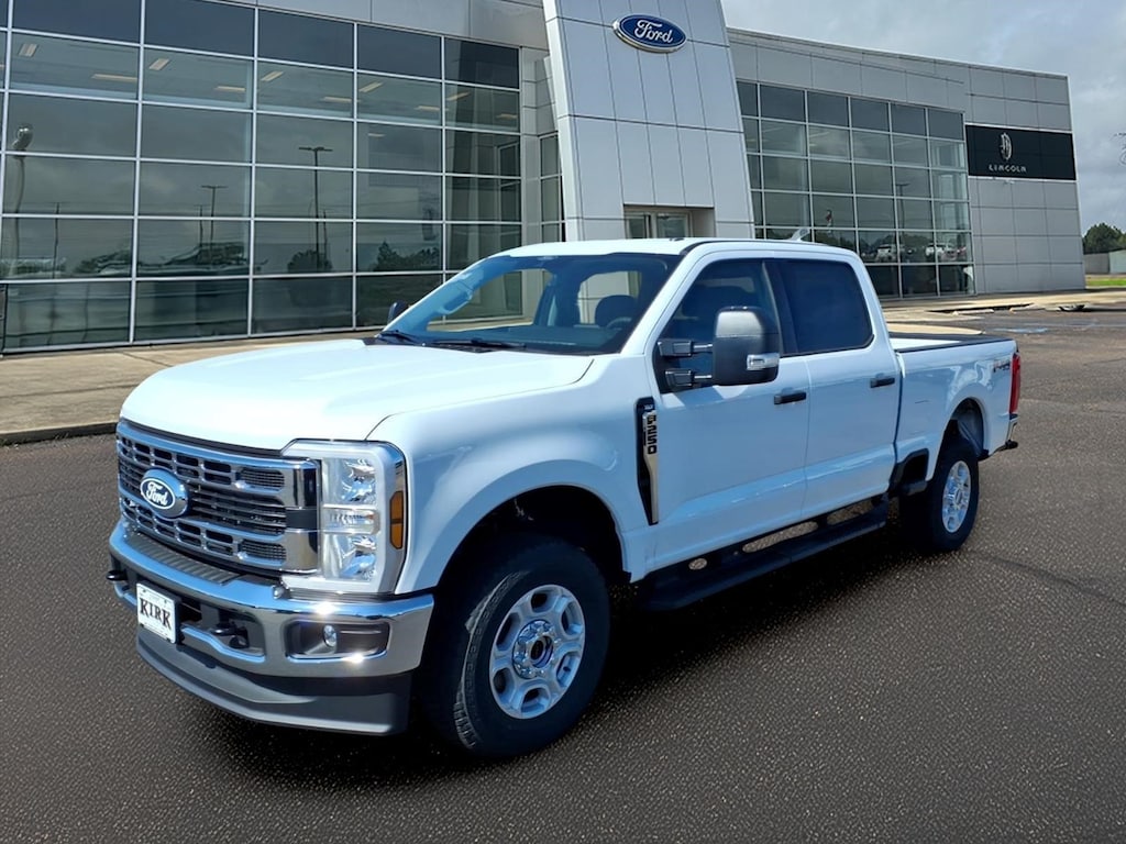 New 2027 Ford F-250 XLT Crew Cab
