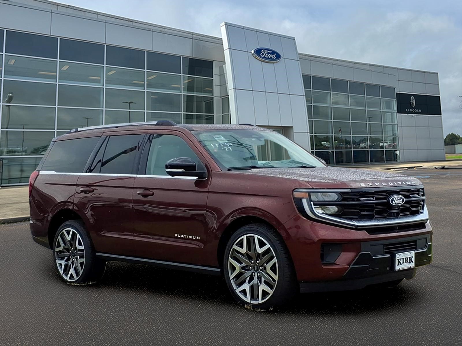 New 2027 Ford Expedition Platinum Wagon .