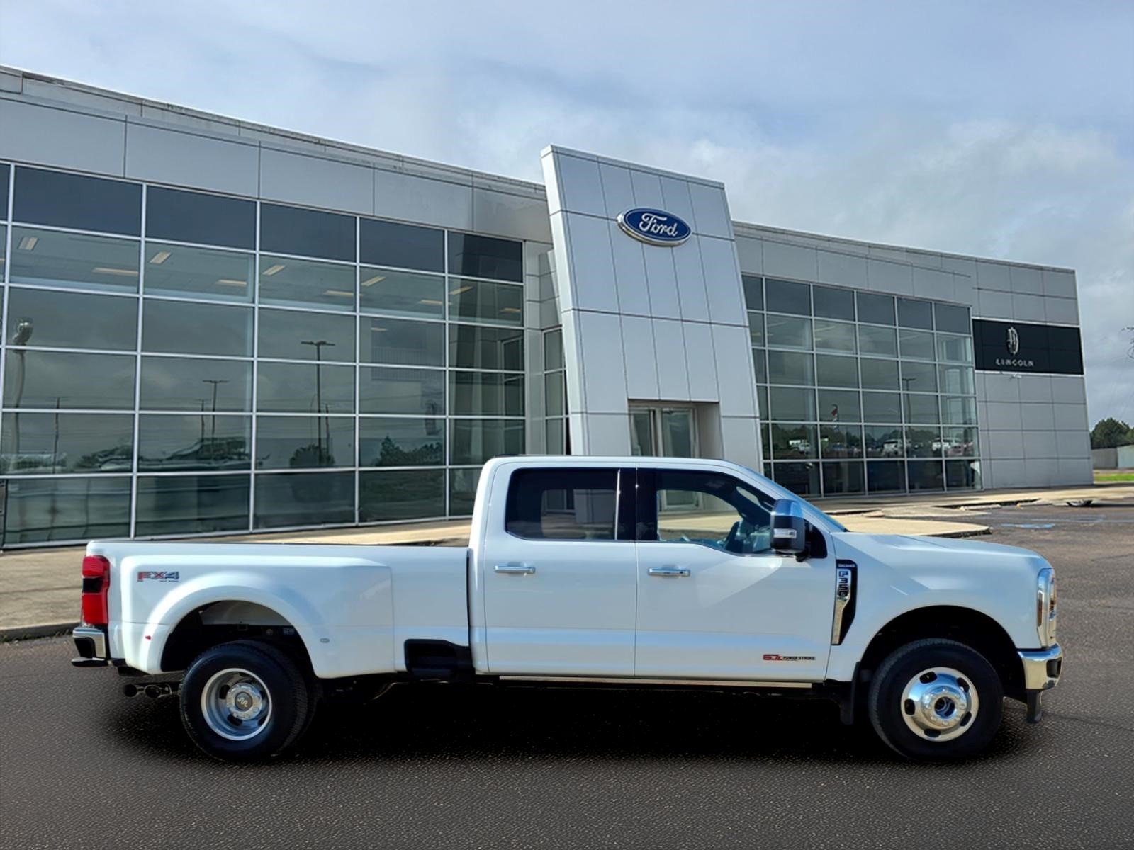 2024 Ford F-350 Super Duty King Ranch - Photo 11