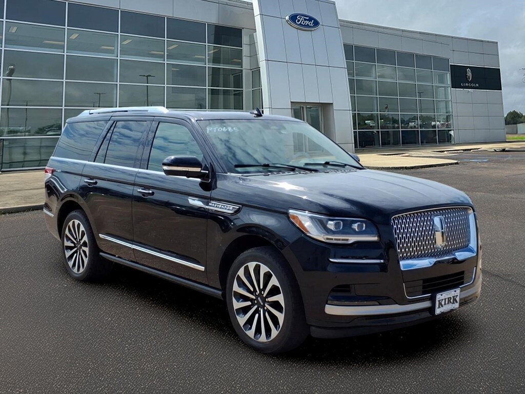 Used 2023 Lincoln Navigator Reserve Sport Utility