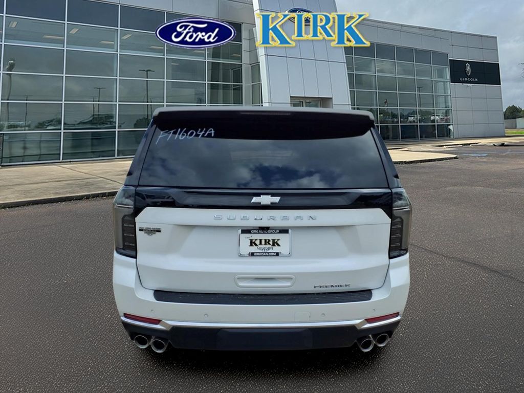 Used 2025 Chevrolet Suburban Premier Sport Utility