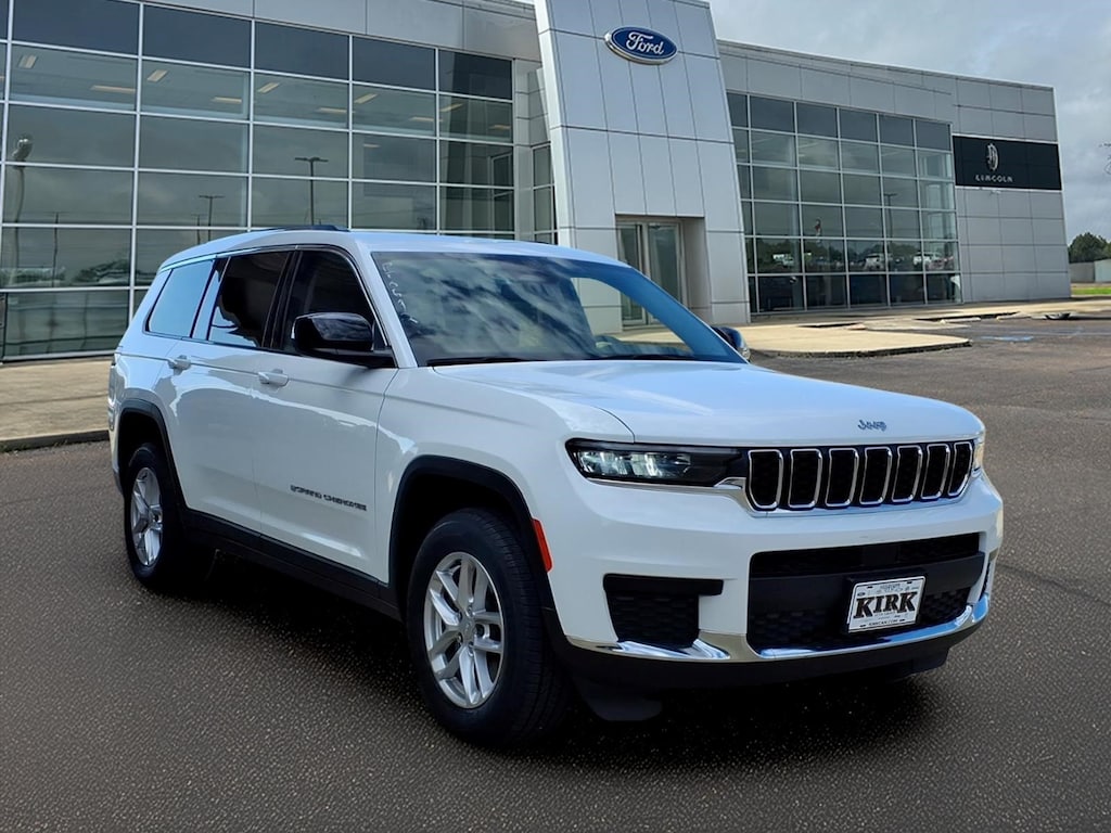 Used 2023 Jeep Grand Cherokee L Laredo Sport Utility