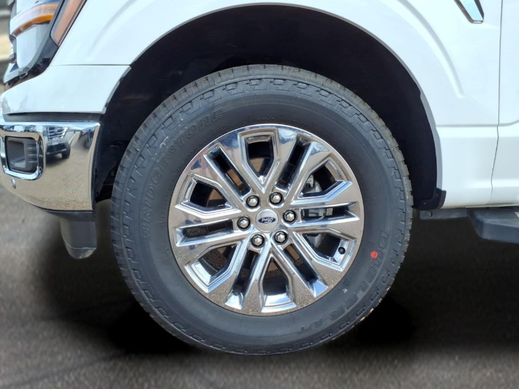 2025 Ford F-150 XLT - Photo 9
