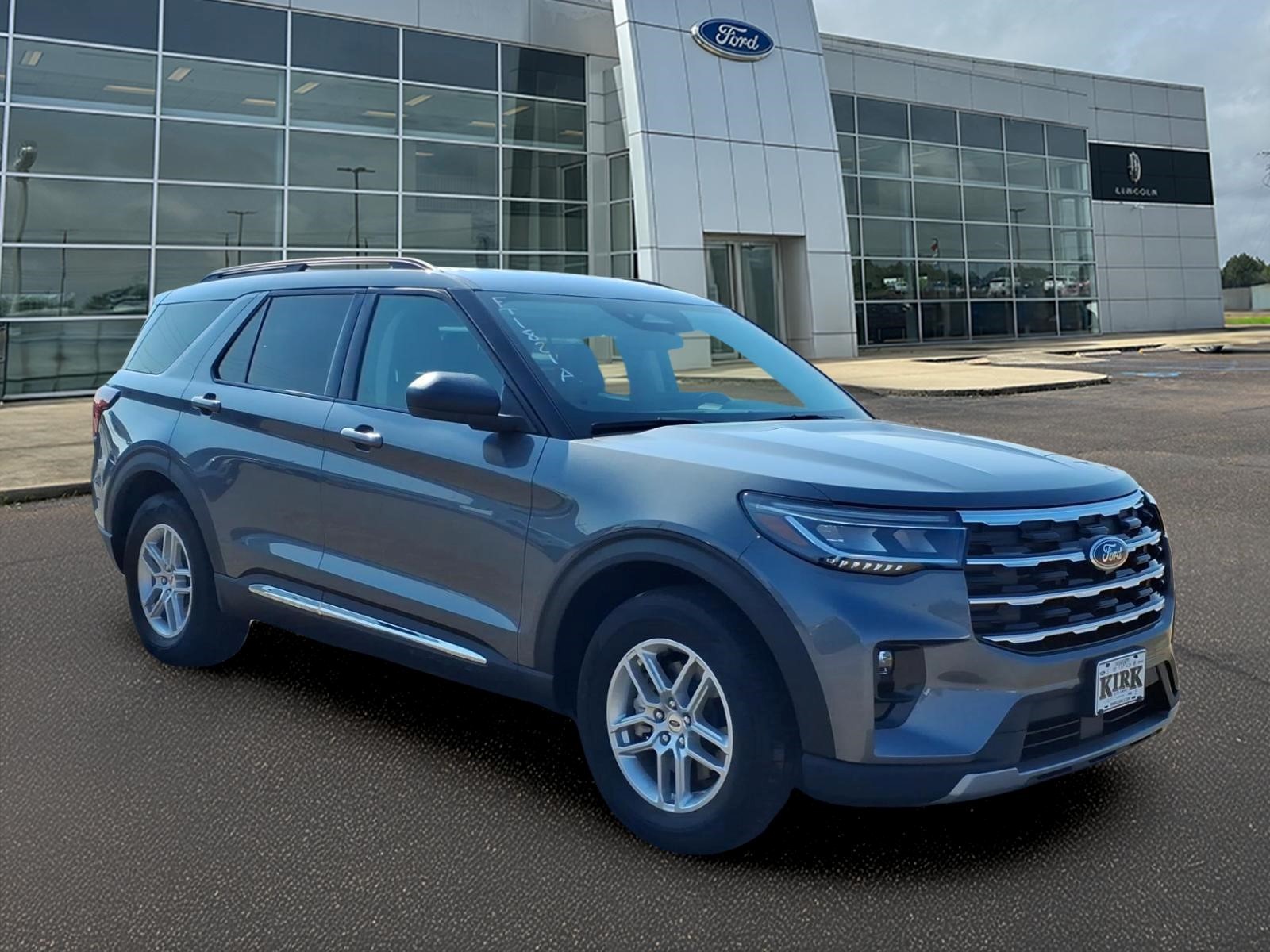 Used 2025 Ford Explorer Active SUV
