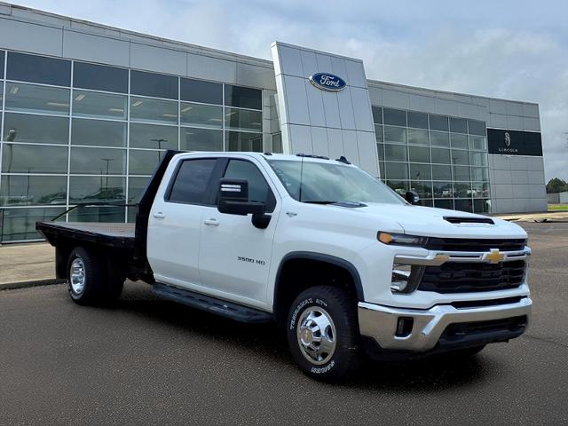 Used 2024 Chevrolet Silverado 3500HD Chassis LT Crew Cab/Chassis