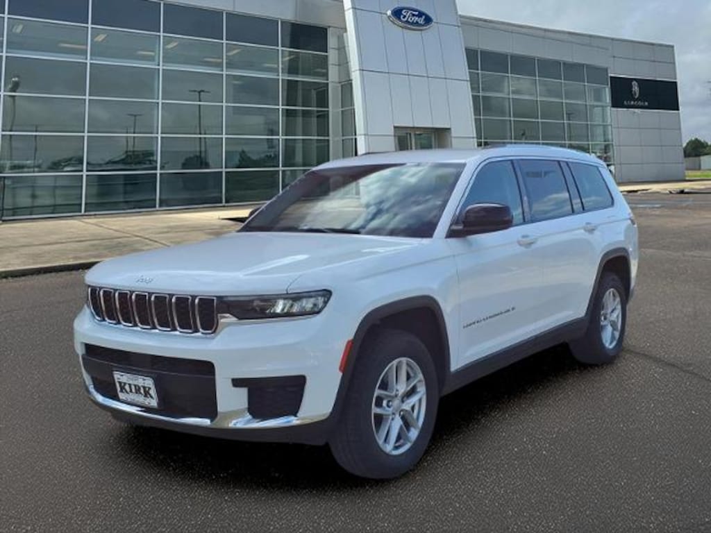 Used 2023 Jeep Grand Cherokee L Laredo SUV